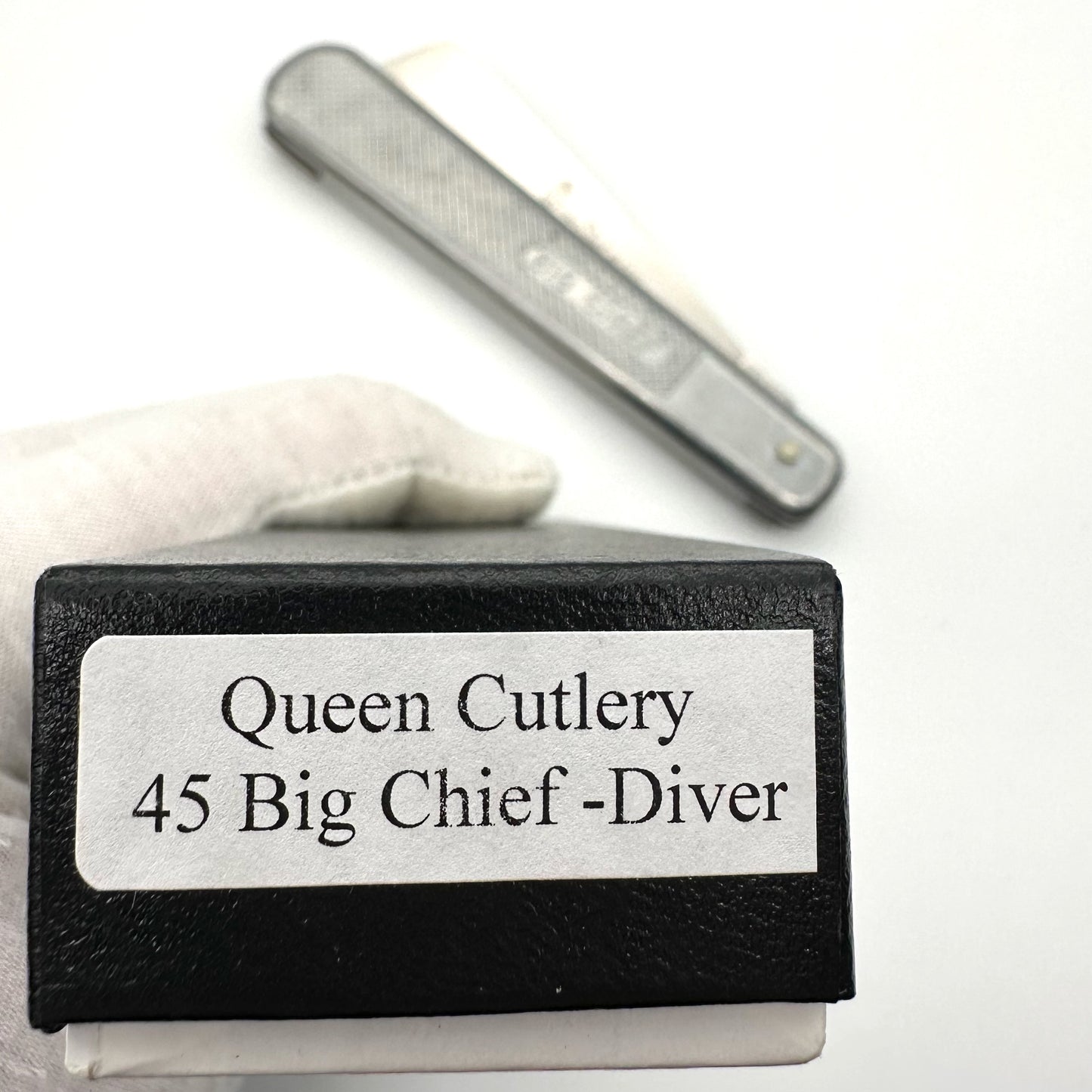 Queen #45 Big Chief Diver - Aluminum Handles - Q1345